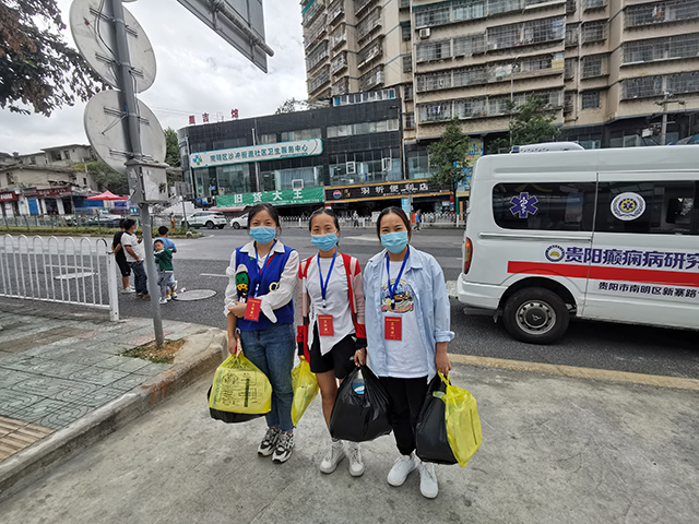 党建引领干实事，情系一线送温暖|贵阳颠康医院党支部 捐赠物资支援一线抗疫